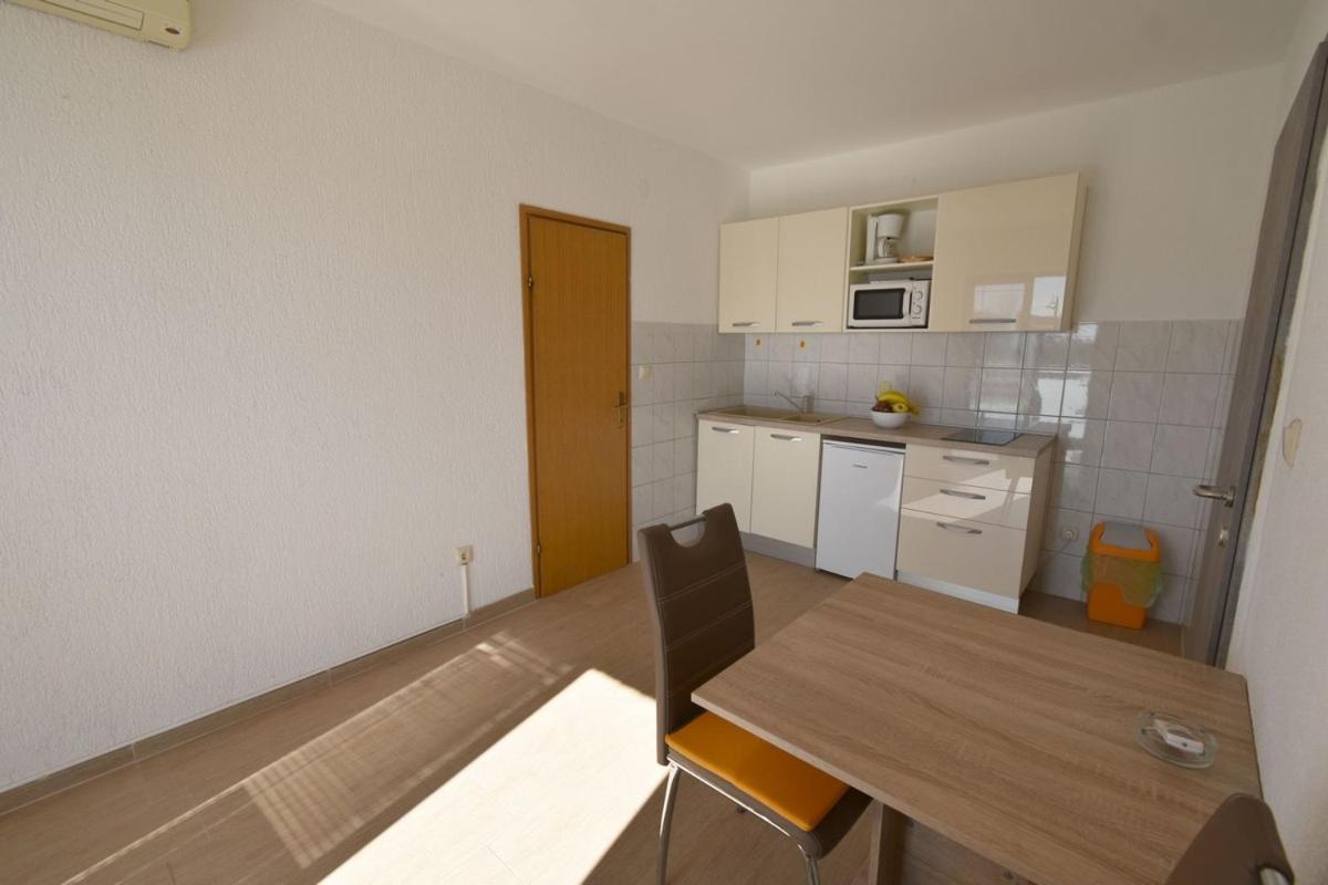 Denjak Apartments Kornic Exterior photo